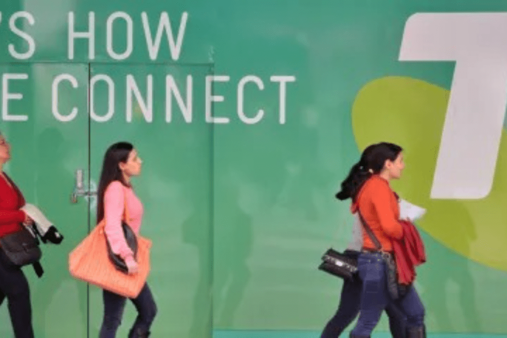 Thumbnail for Telstra puts 3G network shutdown on hold