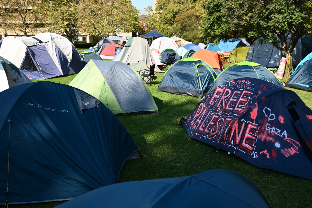 Thumbnail for Pro-Palestine uni camp ordered to leave