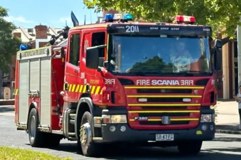 Thumbnail for Woman arrested after suspected arson at Fullarton