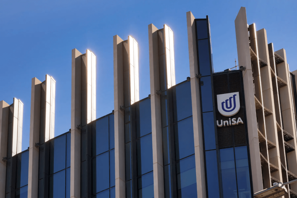 Thumbnail for International students anxious as visa deadline looms
