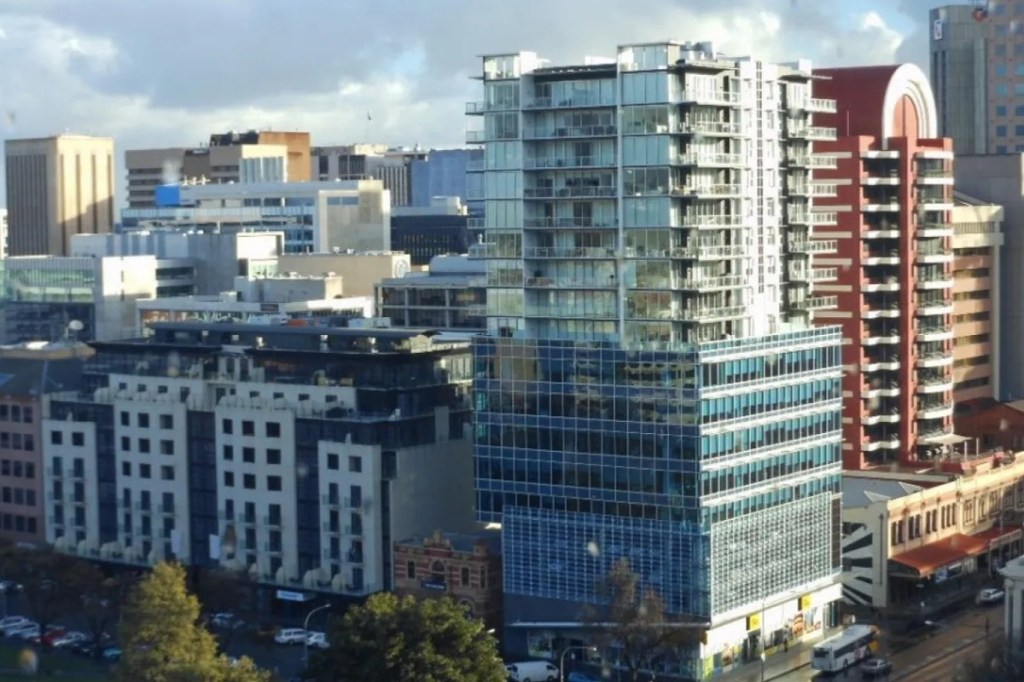 Thumbnail for Minister slams door on office block housing fix