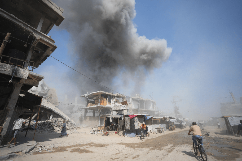 Thumbnail for Israeli tanks strike Gaza city