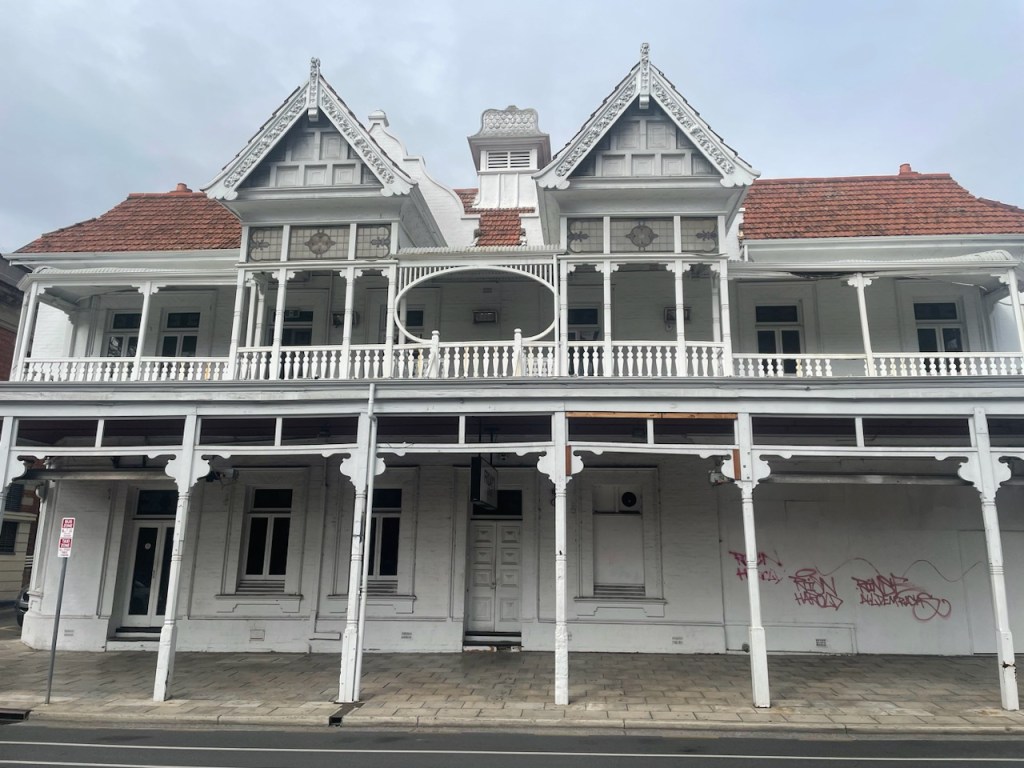 The vacant former Producers Hotel on Grenfell St. Photo: Dave Eccles/InDaily