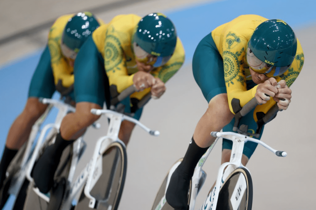 Thumbnail for Australia break men’s team pursuit world record