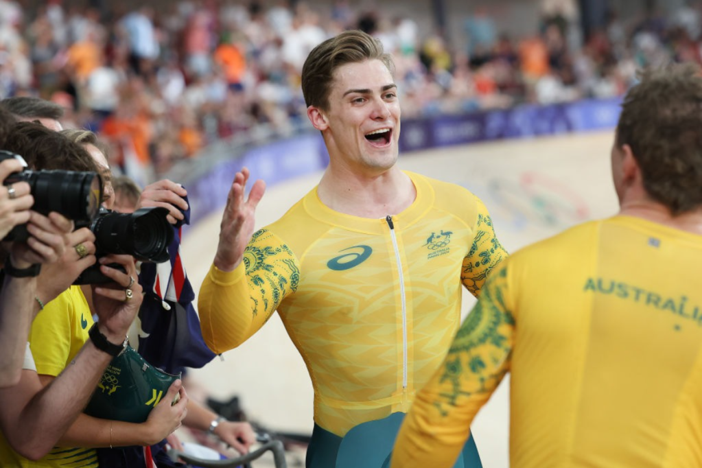 Thumbnail for Cyclist ‘does a Bradbury’ in Australia’s final medals
