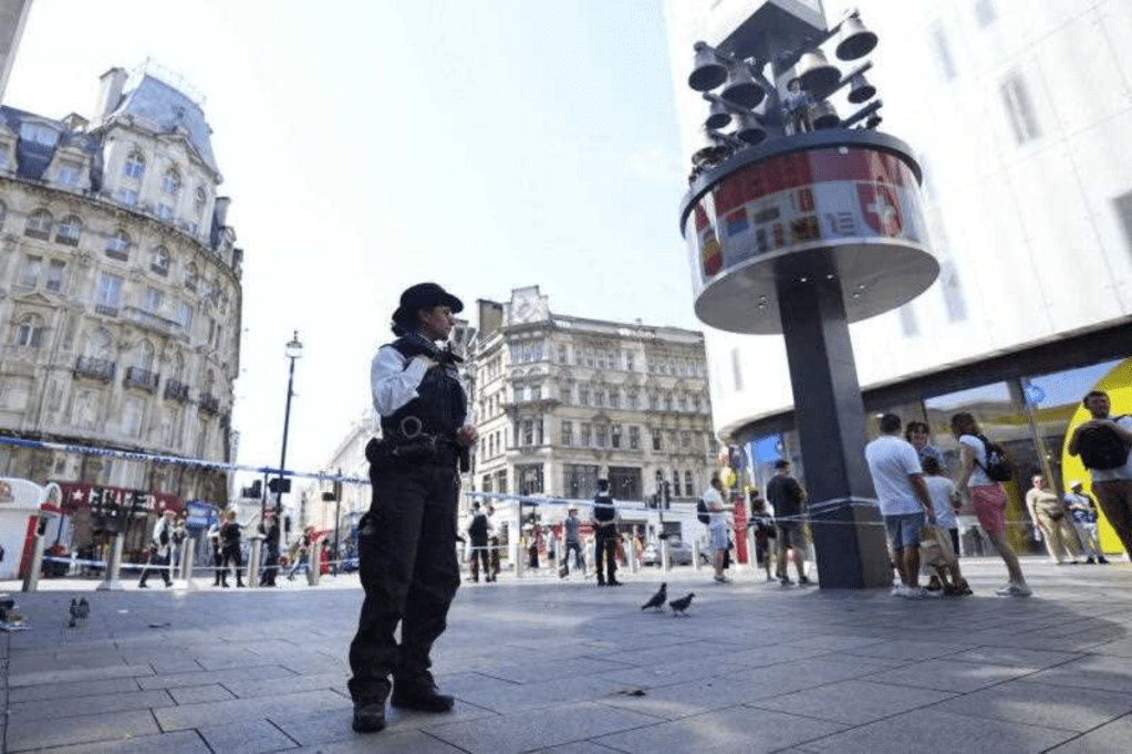 Thumbnail for Australian girl was London stabbing victim