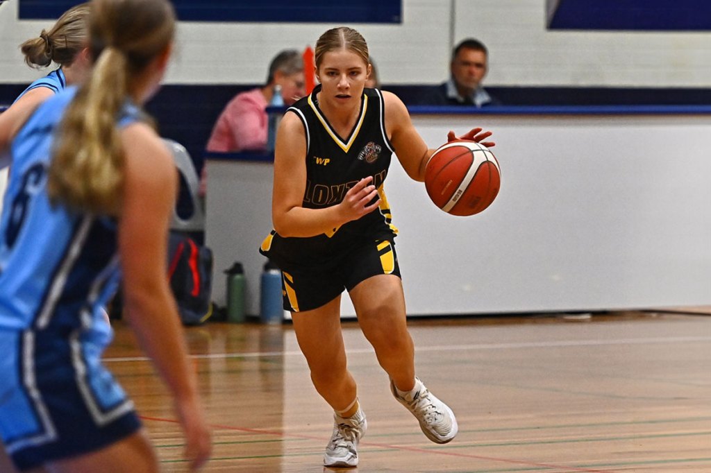 Thumbnail for Loxton basketball doco scores on international stage