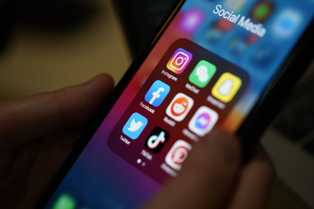 Thumbnail for Australian social media age limit laws on cards