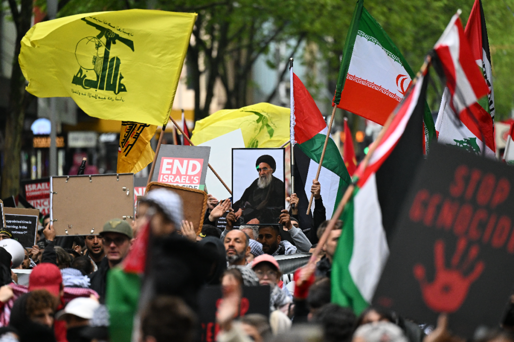 Thumbnail for Police chiefs unite on Palestine protests