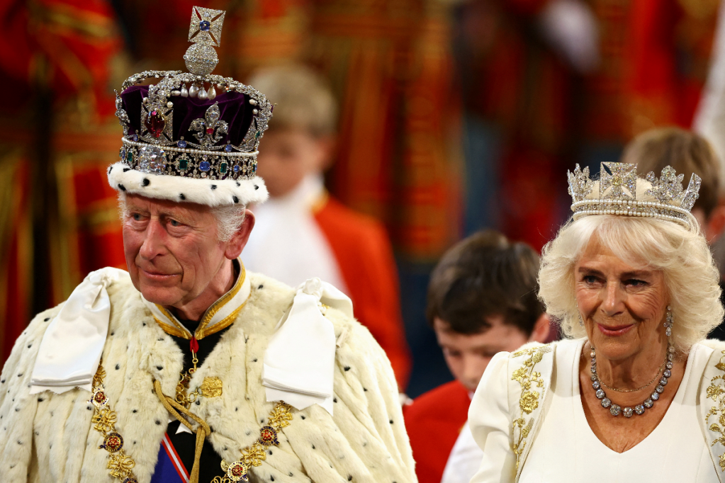 Thumbnail for Charles and Camilla fly in for whirlwind Australian tour